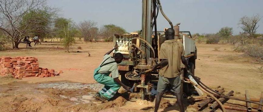 Drilling rig and crew